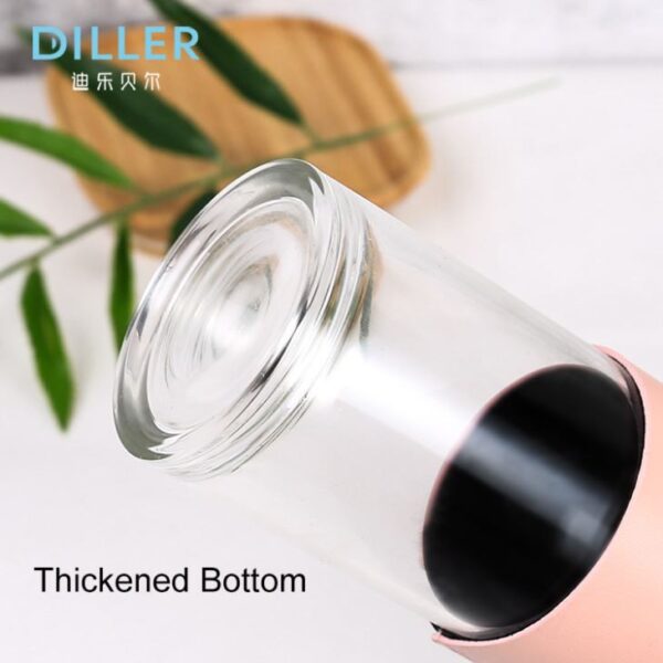 ⁦Glass Water Bottle with Stainless Steel Cover⁩ - الصورة ⁦4⁩