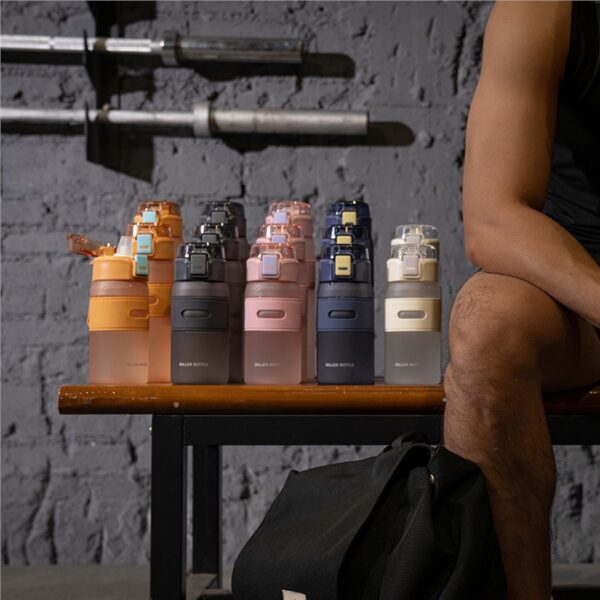 Sports Frosted Plastic Water Bottle - 画像 (6)