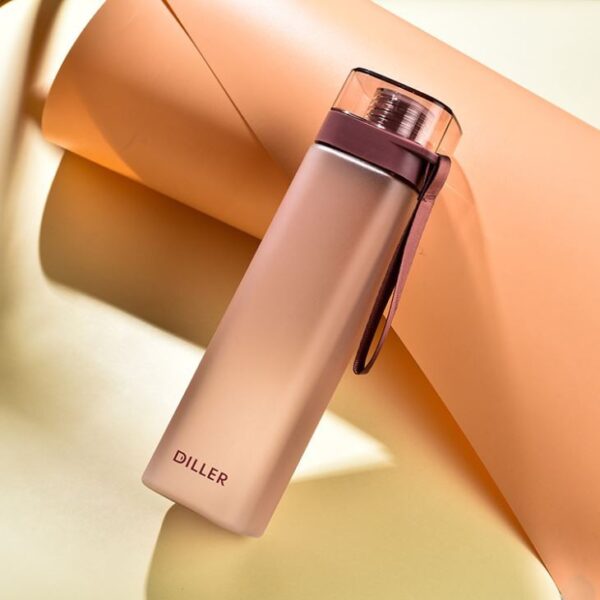 ⁦Square Plastic Water Bottle⁩ - الصورة ⁦6⁩