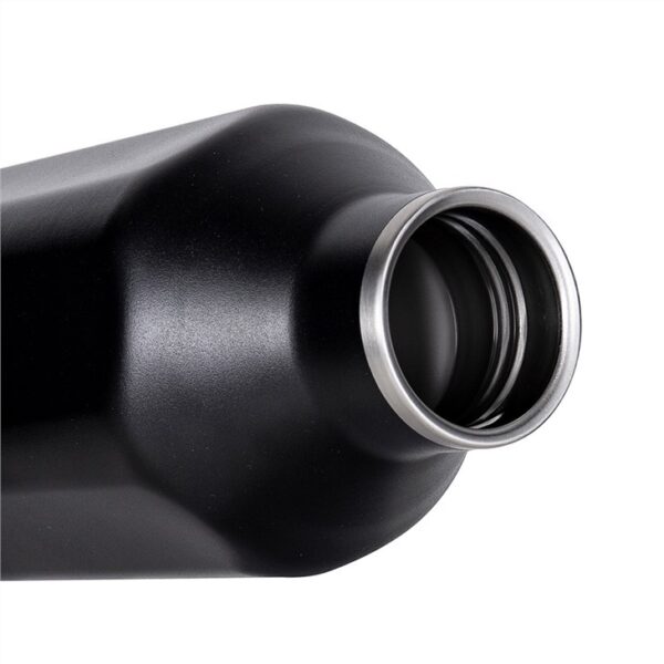 ⁦Stainless Steel Insulated Water Flask⁩ - الصورة ⁦3⁩