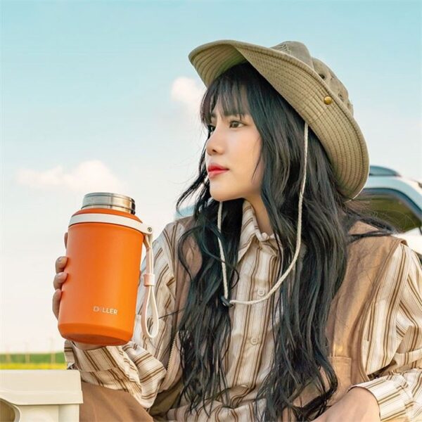 Thermos Stainless Steel Insulated Water Bottle - Imagem 5